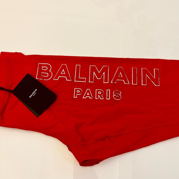 BALMAIN**Men’s Red Short Workout Leggings**Medium $640 - Picture 1 of 5